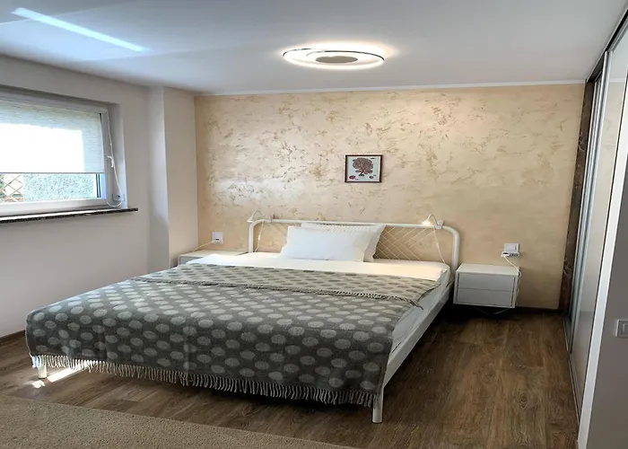 Daire With Garage Near The Sea, *