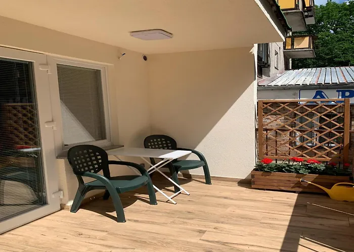 Daire With Garage Near The Sea, *